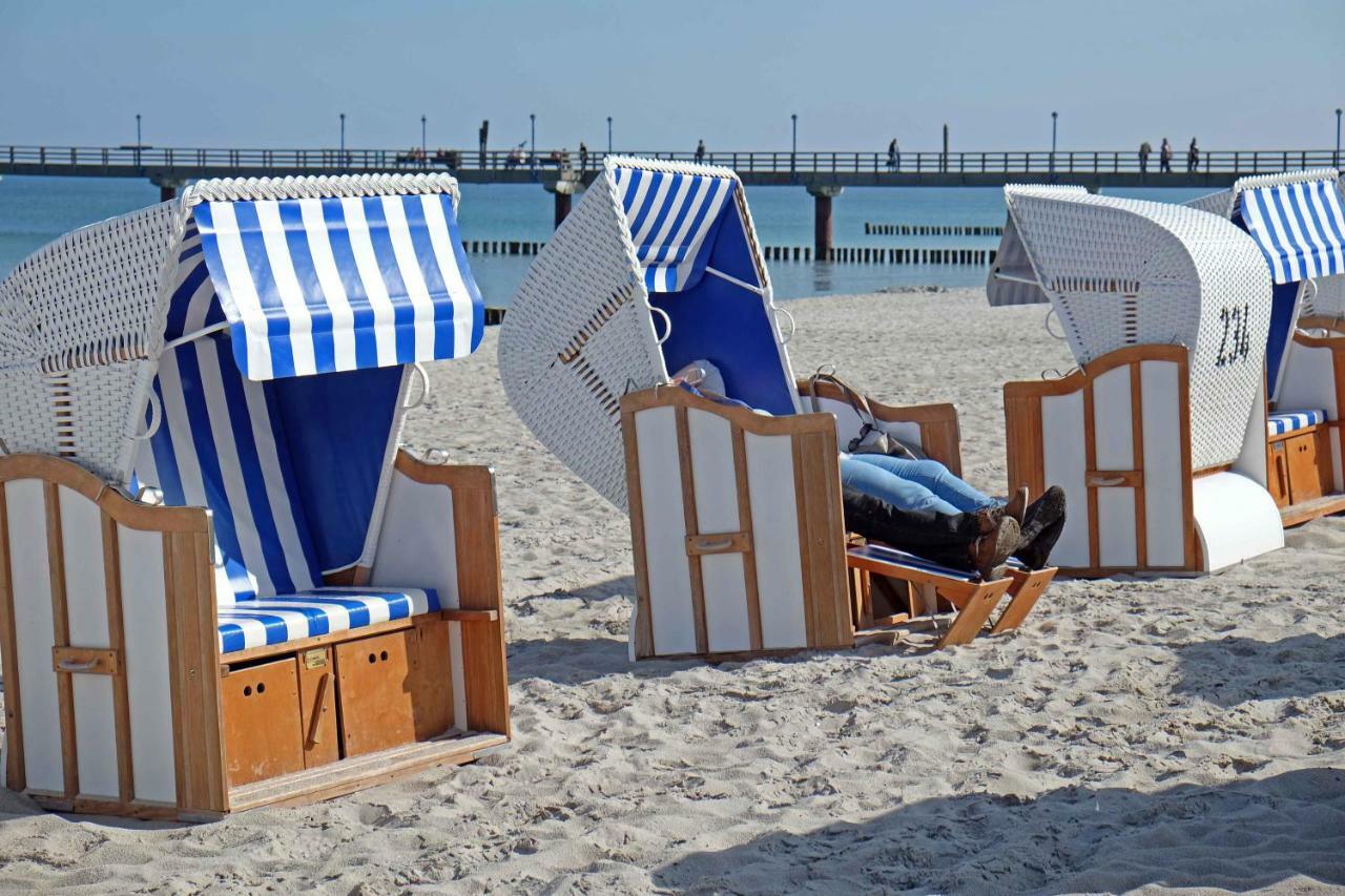 Hotel Meerlust Zingst Exterior photo